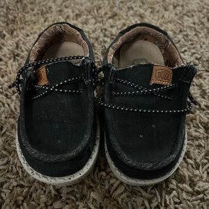 Toddler Size 5 Hey Dudes